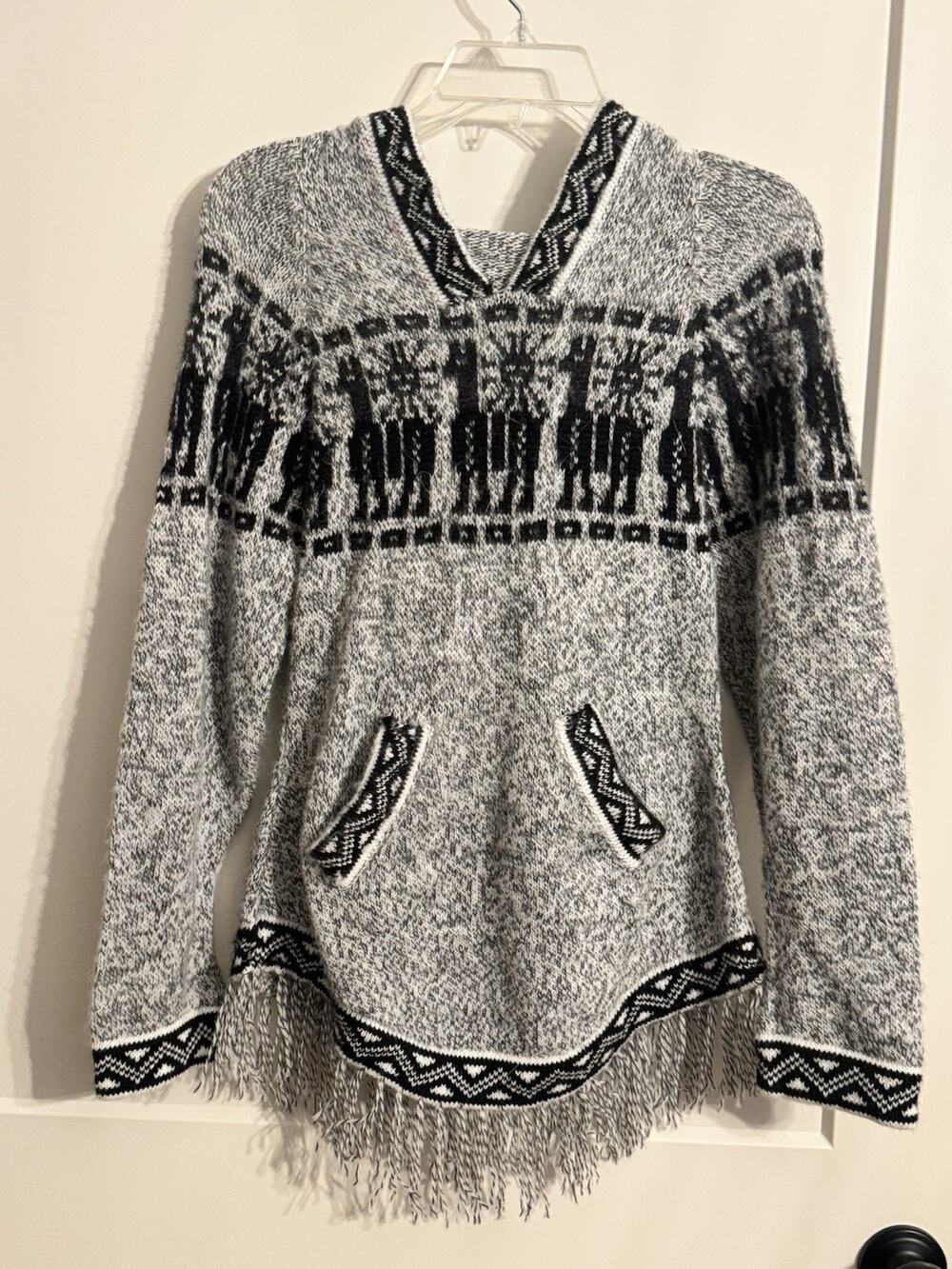 Alpaca Wool Grey Fringe Sweater Mounds Trading Handmade Sz S Boho Pockets